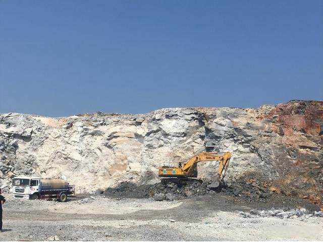 桂林石灰?guī)r礦以3000萬元起拍，2435萬噸砂石儲量礦權(quán)出讓20年引關(guān)注